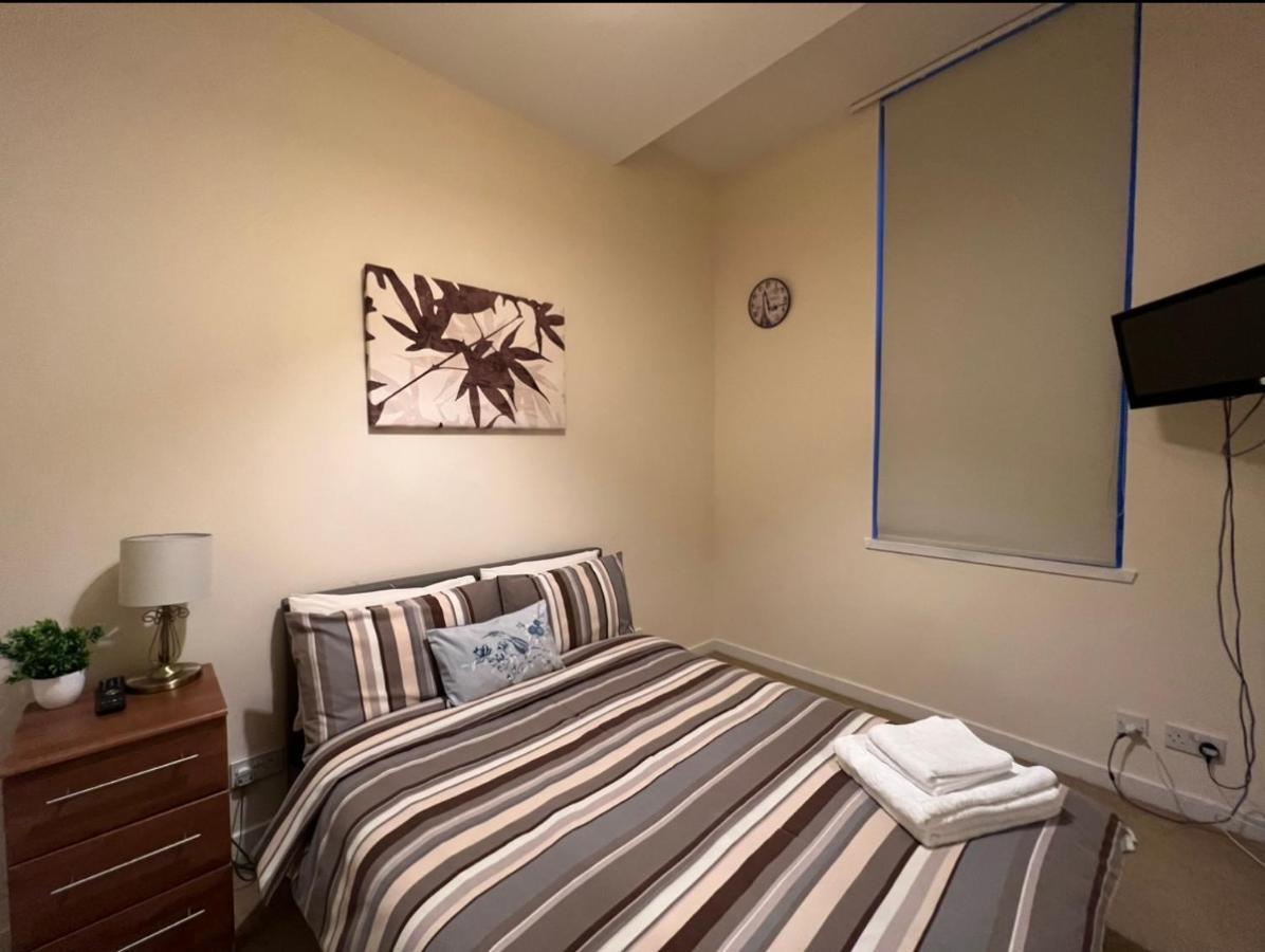 Aberdeen Stay Central 2-Bedrooms Apt-No Party Exterior foto